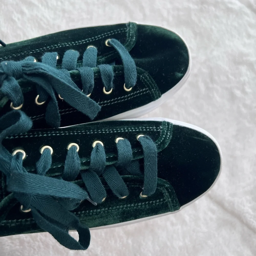 Keds Womens Triple Up Velvet Sneaker size 8